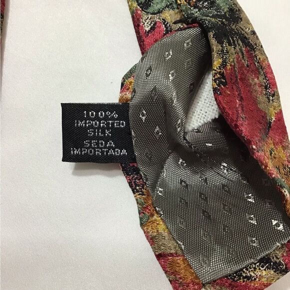 Givenchy Vintage Tie, Apparel, Vintage, dimanoinmano. It Givenchy Vintage Floral Print Necktie